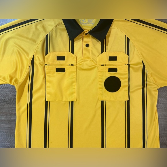 Score AL Soccer REFEREE JERSEY Shirt Yellow & Black Short Sleeve Size: L Men’s - Picture 3 of 14